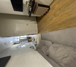 Кровать в 6-местном общем женском номере в День&Ночь