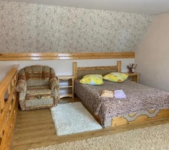 Двухместный семейный номер двуспальная кровать в Ленина усадьба