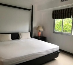 Апартаменты Classic с 2 комнатами с балконом и с видом на город в The Orchid Kathu Height Serviced Apartment