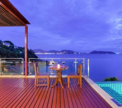 Двухместный люкс с видом на море двуспальная кровать в Отель Zenmaya Oceanfront Phuket, Trademark Collection by Wyndham