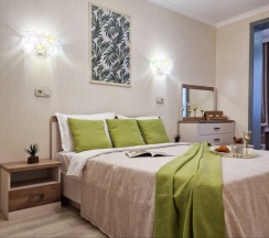 Двухместные апартаменты с красивым видом из окна двуспальная кровать в Travel`s Apart