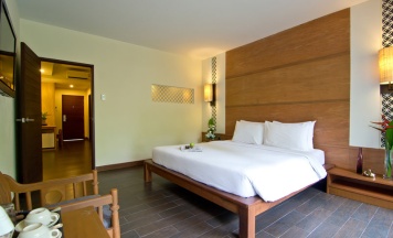 Двухместный люкс с видом на сад двуспальная кровать в Sunshine Garden Resort