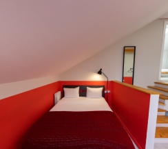 Апартаменты "Red" с террасой в Сhо