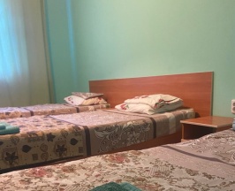 Трёхместный номер Standard с видом на город в Нарт