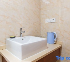 Трёхместный семейный номер Deluxe в Holiday Inn Shanghai Dianhu (Zhujiajiao Scenic Area Ancient Town)