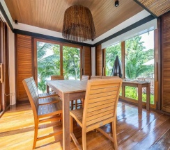 Люкс с видом на море в Курортный отель Ao Prao Resort
