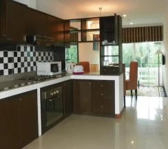 Апартаменты Classic с 2 комнатами с балконом и с видом на город в The Orchid Kathu Height Serviced Apartment