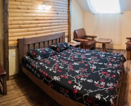 Номер стандарт улучшенный с 1 двуспальной кроватью в Русский Двор