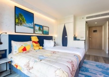 Четырёхместный номер Standard с балконом в Hotel Clover Patong Phuket