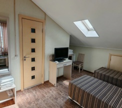 Трёхместный номер Standard в Престиж