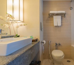 Полулюкс с 2 комнатами в A-One Bangkok Hotel