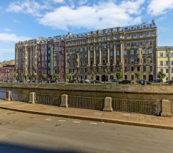 Дизайнерский номер категории комфорт с удобствами в Ecolife hotel