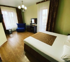 Двухместный номер Standard с балконом и с красивым видом из окна двуспальная кровать в Мечта