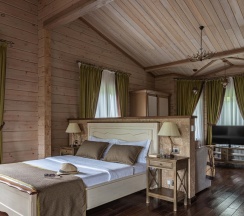 Номер полулюкс с 1 двуспальной кроватью в Cosmos Collection Altay Resort
