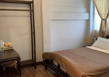 Двухместный номер с кондиционером двуспальная кровать в Lamphu House Bangkok