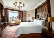 Двухместный люкс Shangri-La Wing Executive Horizon двуспальная кровать в Shangri-La Bangkok