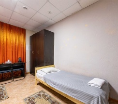 Трехместный номер эконом (без окна) #6 в Тари