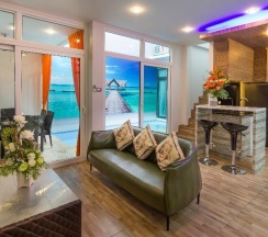 Вилла с 3 комнатами с балконом в Tropicana Pool Villa