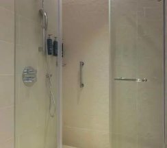Двухместный номер Guest с балконом и с видом на море (2 отдельные кровати) в Hilton Batumi