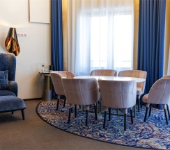 Номер Suite Amur с двуспальной кроватью в Mercure
