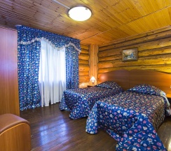 Коттедж восьмиместный в Покровское