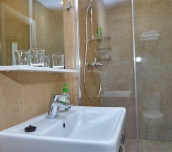 Стандартный двухместный номер с раздельными кроватями в Port inn