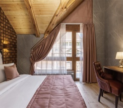 Делюкс с балконом в Stellar collection chalet, Krasnaya Polyana