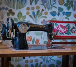 Сьют двухкомнатный с балконом в Таежные дачи