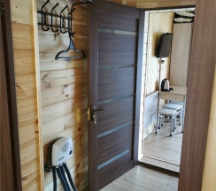 Полулюкс с видом на горы (2 этаж, номер 4) в Предгорье