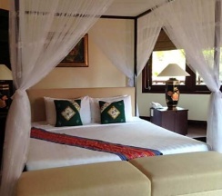 Бунгало с видом на сад в Poshanu Resort