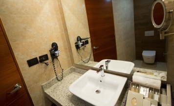 Двухместный номер Deluxe 2 отдельные кровати в Sonata Hotel