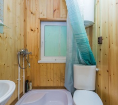 Коттедж Superior с красивым видом из окна в Раш