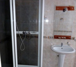 Номер стандарт с 1 двуспальной кроватью (с завтраком) в Александрия