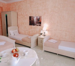 4х местный комфорт с боковым видом на море в Золотой берег Витязево