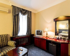 Номер Standard в Ambassador hotel Almaty
