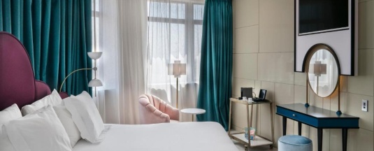 Двухместный номер Deluxe Panoramic Gran Via view двуспальная кровать в Vincci Capitol