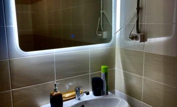 Номер люкс семейный с 2 двуспальными кроватями (мансарда) в Villa santarina