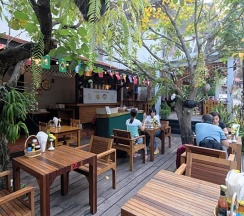 Номер Deluxe с красивым видом из окна в Kata Tranquil Villa