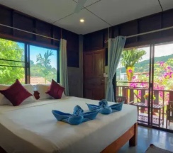 Двухместное бунгало Superior двуспальная кровать в Kanya Cozy Bungalows Kata Beach