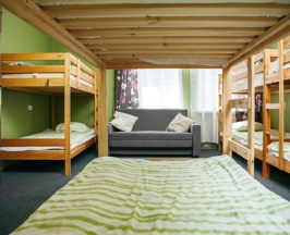 10-и местная зеленая мужская комната в Gorkogo85