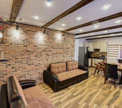 коттетдж шестиместный в Леона