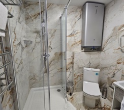 Делюкс в Петровский