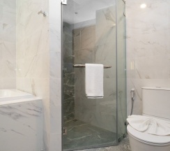 Трёхместный полулюкс Pool Access в Отель Wekata Luxury