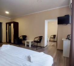 Номер Comfort с 2 комнатами c видом на монастырь в SkyTerra