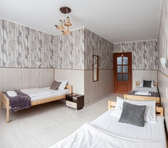 Трёхместный номер Economy в Янка