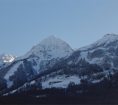 Семейные апартаменты 45 в Панорама парк