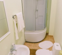 Стандартный номер с одной кроватью в White House