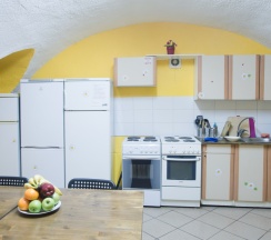 Кровать в общем номере в Линия