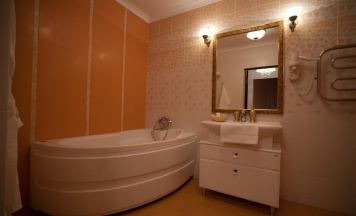 "Люкс" в Business Hotel