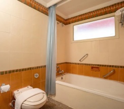 Двухместный номер Deluxe двуспальная кровать в Coconut Grove Beach Resort